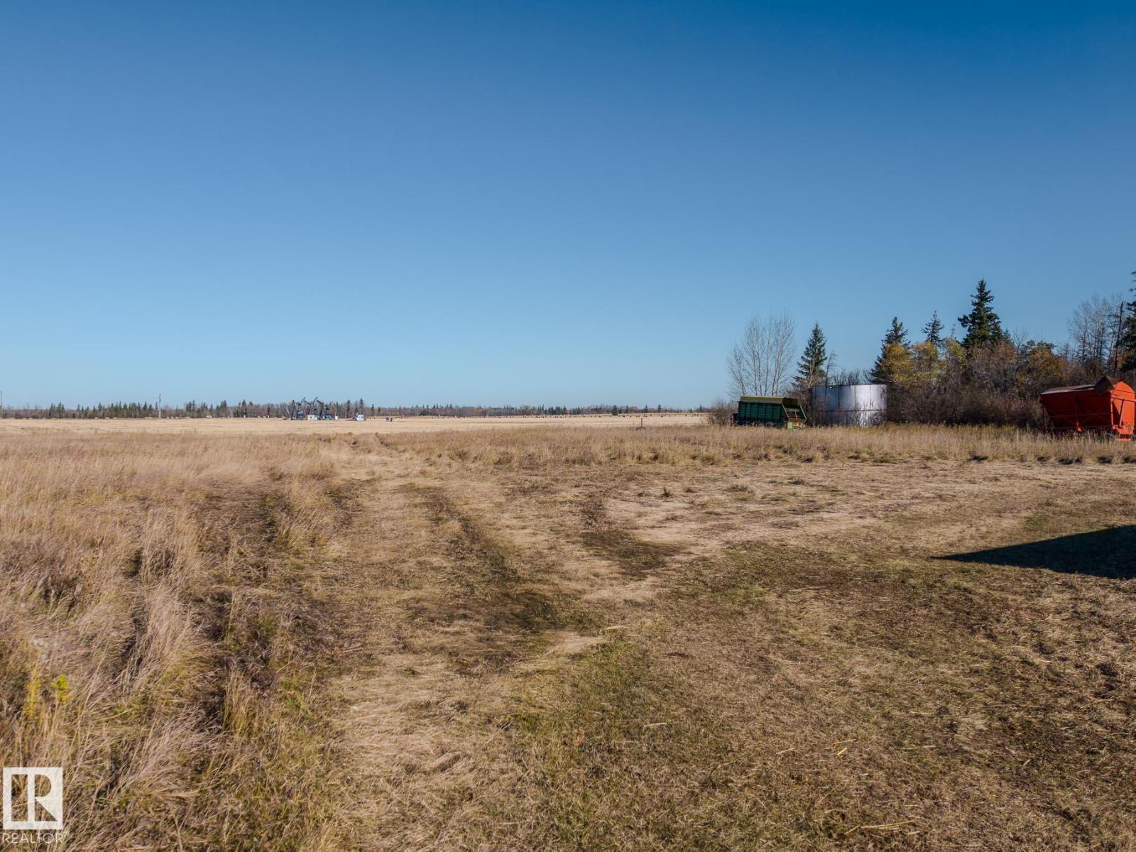 Property photograph 10 for MLS E4514368