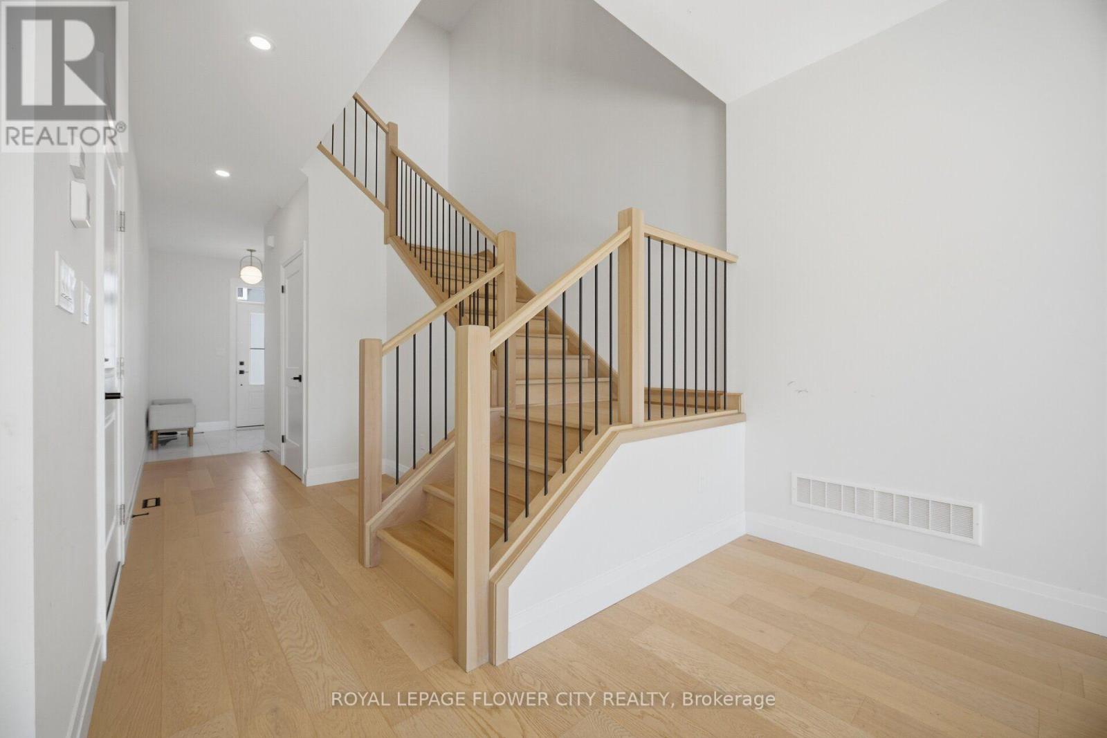6721 Hayward Drive, London South, ON photo 25
