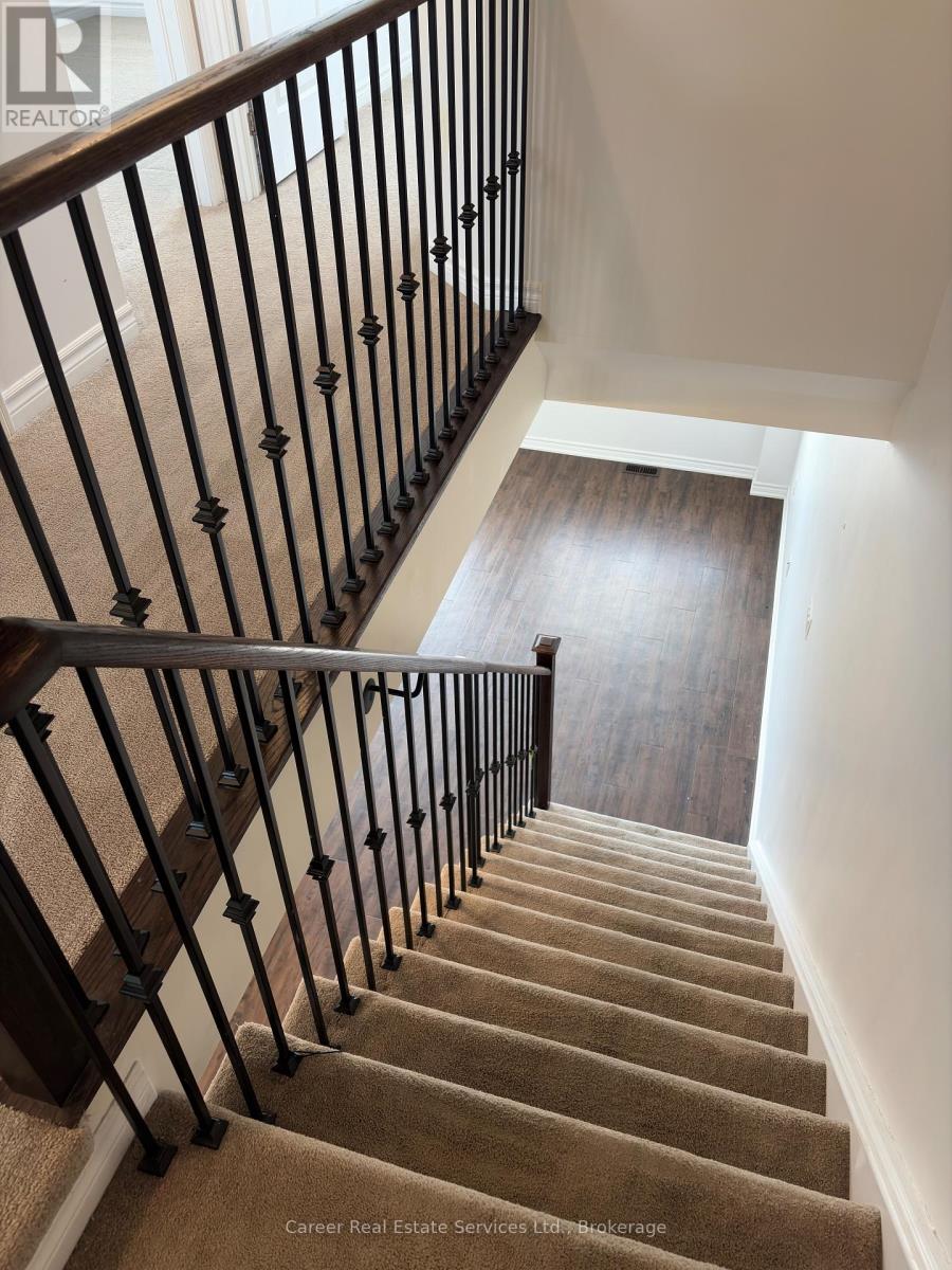7 Ken Bromley Lane, Clarington, ON photo 25