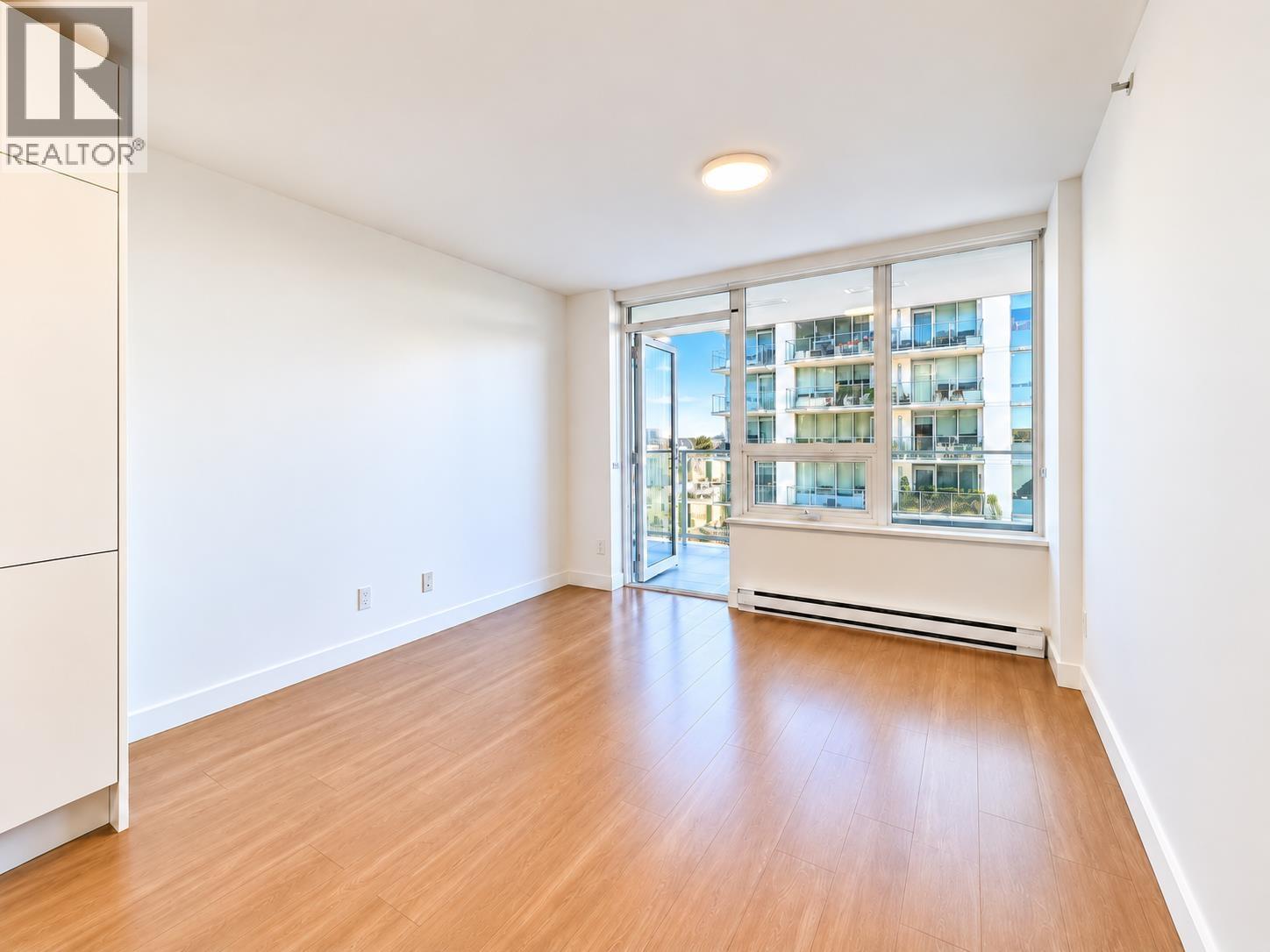 1909 908 Quayside Drive, New Westminster — photo 3