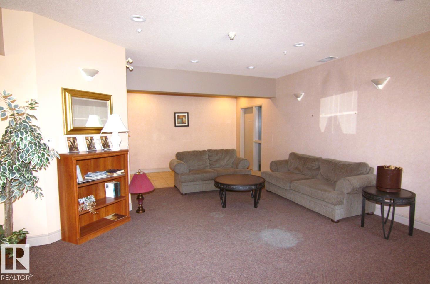 #207 9919 105 ST NW, Edmonton — photo 4