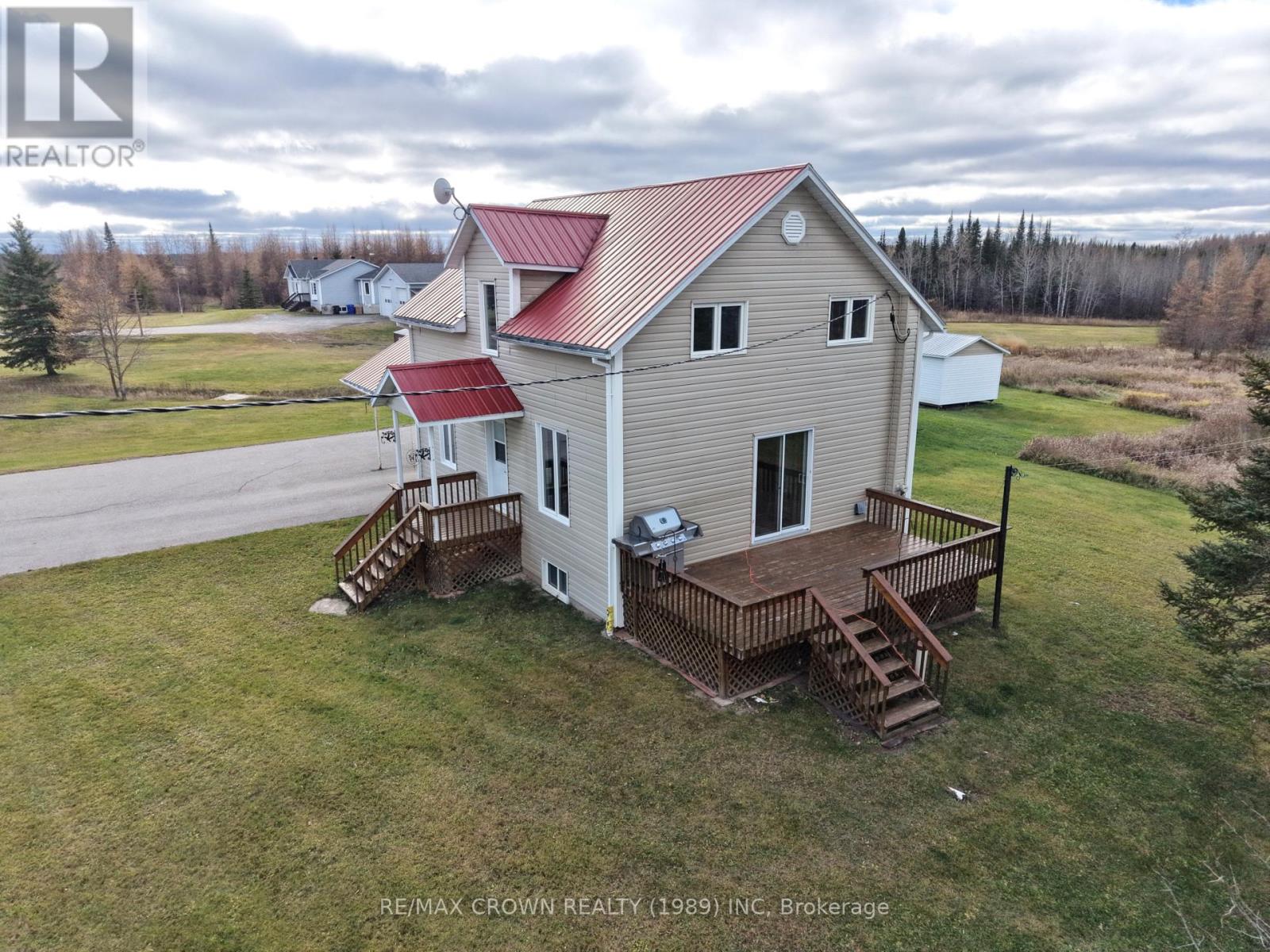 1271 MITRON ROAD, Cochrane Remote Area (Hallebourg) — photo 6