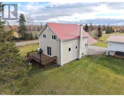 Living room - 1271 Mitron Road, Cochrane Remote Area, ON P0L1L0 Photo 7