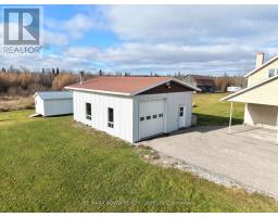 Living room - 1271 Mitron Road, Cochrane Remote Area, ON P0L1L0 Photo 9