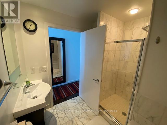 2408 - 218 QUEENS QUAY W, Toronto (Waterfront Communities) — photo 11