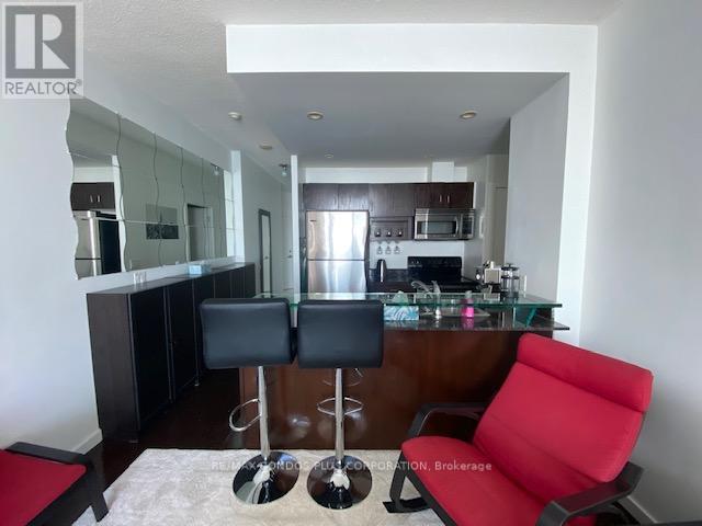 2408 - 218 QUEENS QUAY W, Toronto (Waterfront Communities) — photo 8