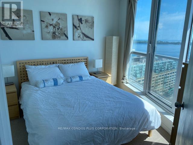 2408 - 218 QUEENS QUAY W, Toronto (Waterfront Communities) — photo 9