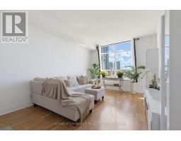 502 - 9225 Jane Street, Vaughan, ON L6A0J7 Photo 6