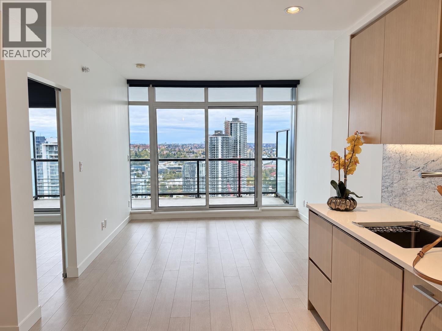 3409 4720 North LOUGHEED Highway, Burnaby