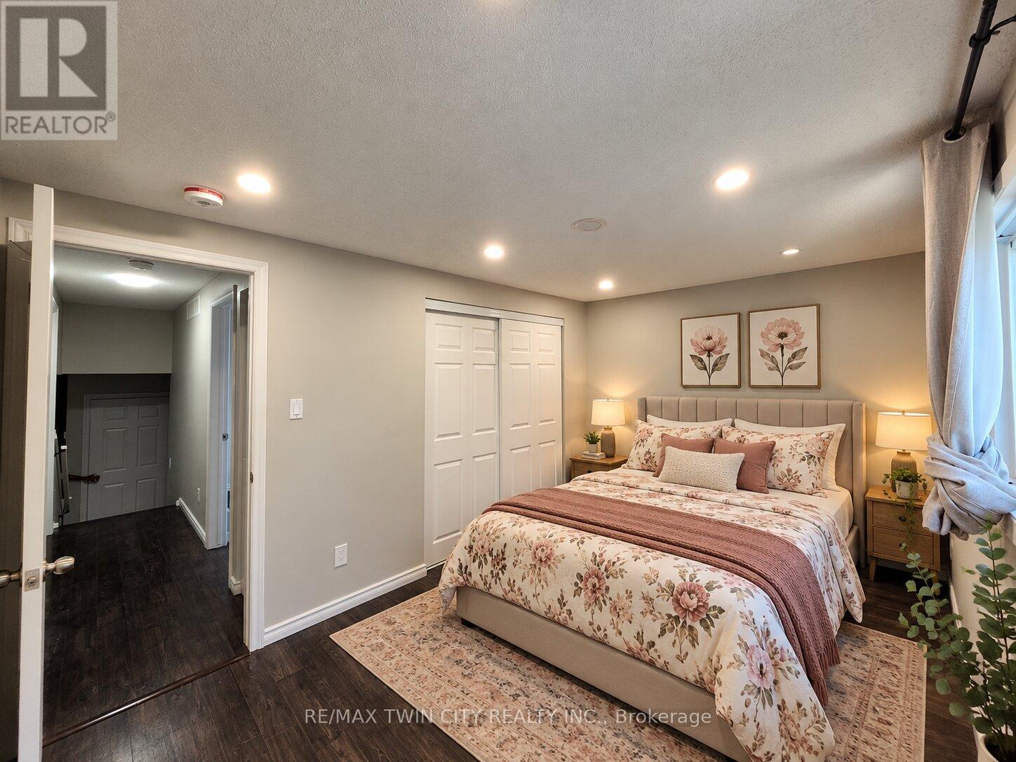 31 OLD CARRIAGE DRIVE, Kitchener — photo 11