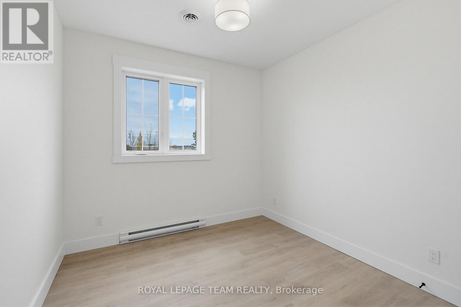 2 Bed, 2 Bath Multi-Family for Rent in Pembroke – UNIT 4 – 730 CECELIA STREET, Pembroke – MLS# X14091978 - Image 14