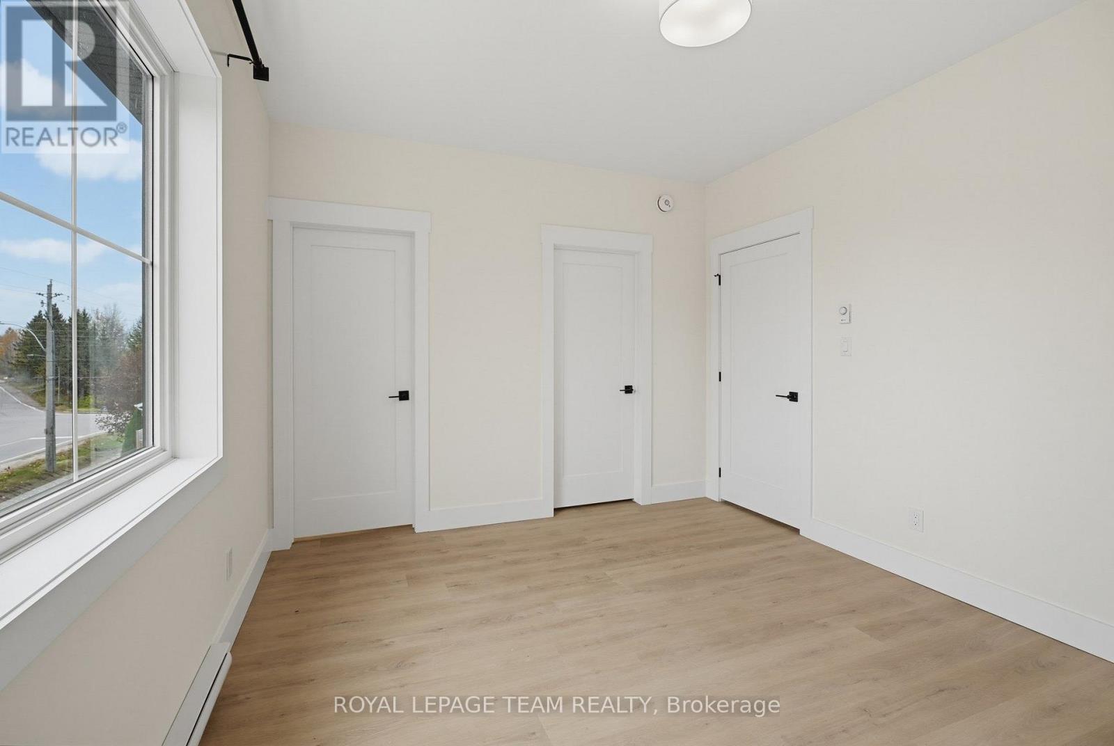 2 Bed, 2 Bath Multi-Family for Rent in Pembroke – UNIT 4 – 730 CECELIA STREET, Pembroke – MLS# X14091978 - Image 18