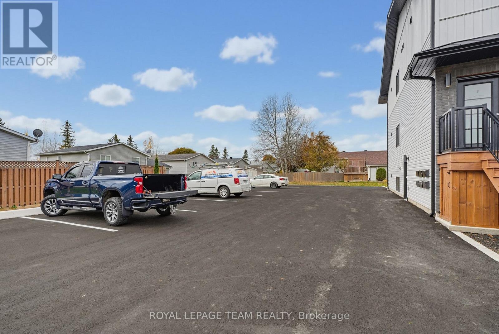 2 Bed, 2 Bath Multi-Family for Rent in Pembroke – UNIT 4 – 730 CECELIA STREET, Pembroke – MLS# X14091978 - Image 25