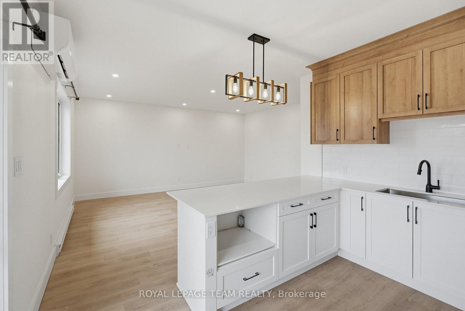 2 Bed, 2 Bath Multi-Family for Rent in Pembroke – UNIT 4 – 730 CECELIA STREET, Pembroke – MLS# X14091978 - Image 9