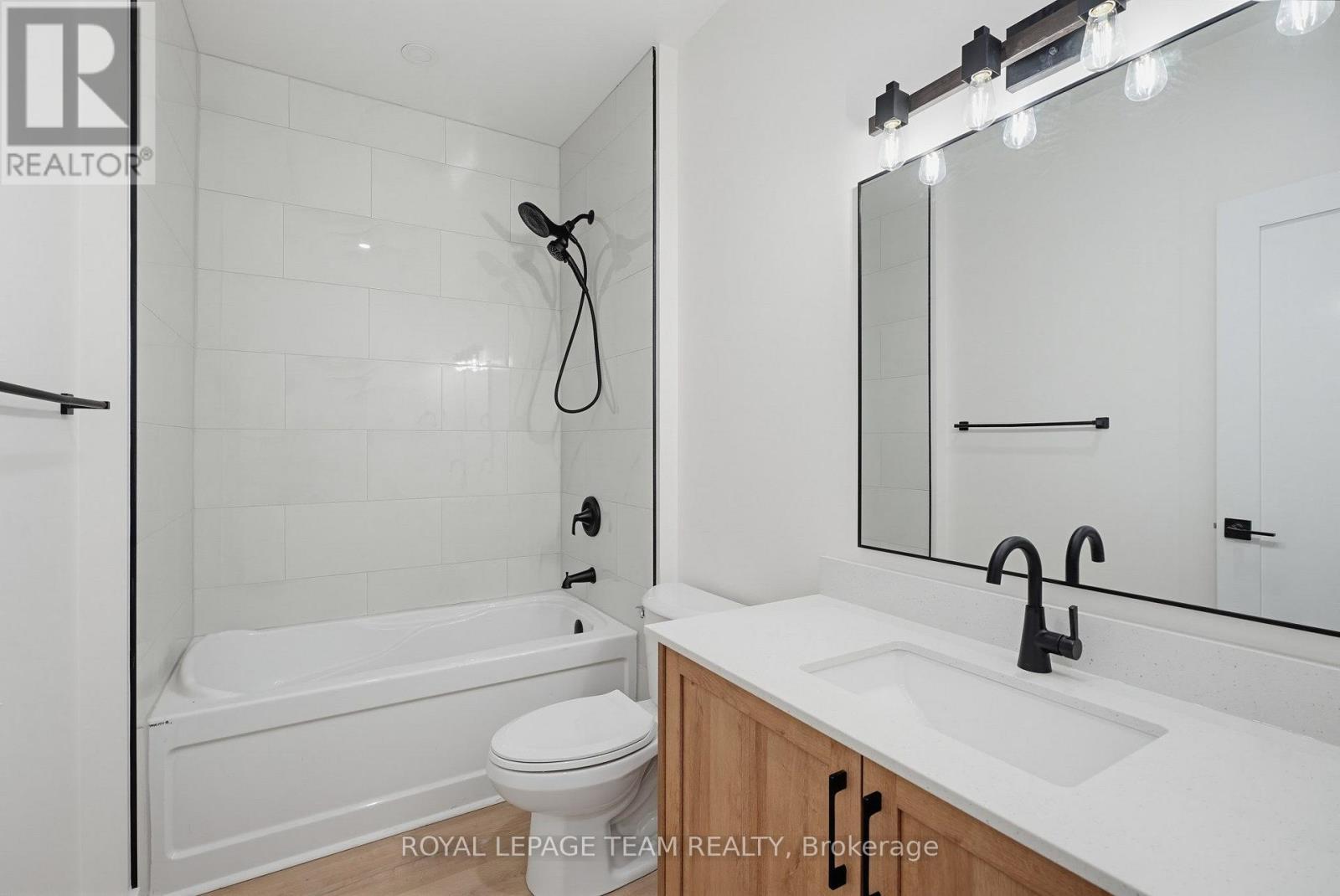 2 Bed, 1 Bath Multi-Family for Rent in Pembroke – UNIT 6 – 730 CECELIA STREET, Pembroke – MLS# X14091982 - Image 13