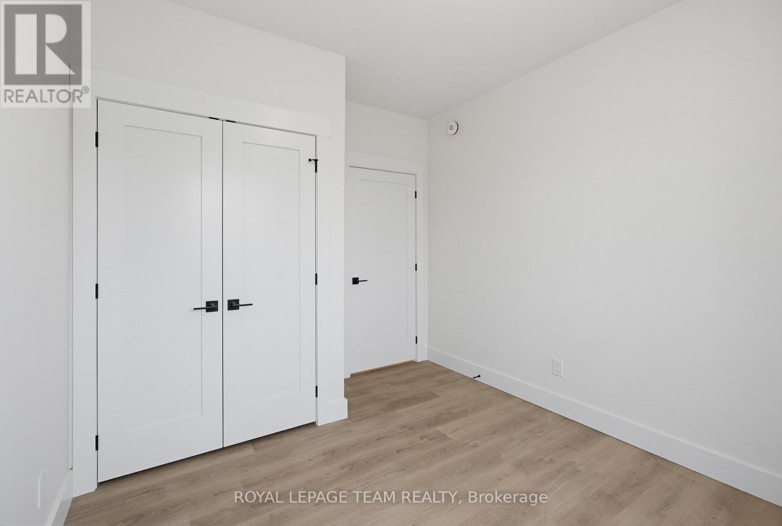 2 Bed, 1 Bath Multi-Family for Rent in Pembroke – UNIT 6 – 730 CECELIA STREET, Pembroke – MLS# X14091982 - Image 17