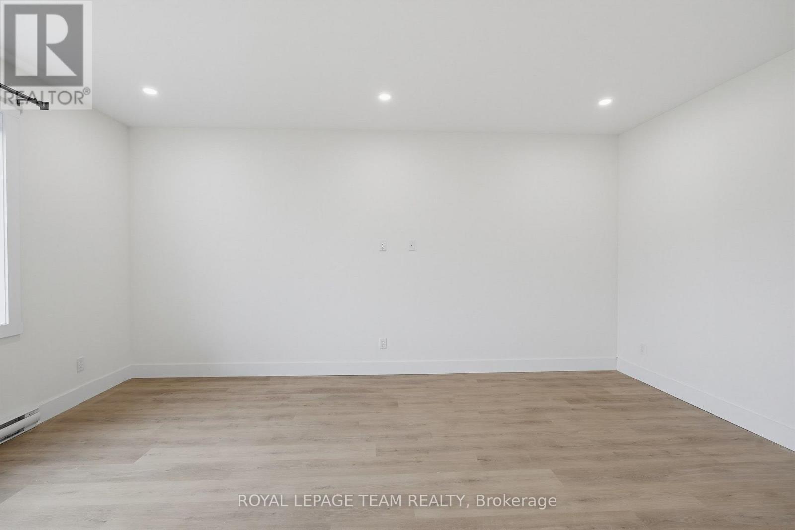 2 Bed, 1 Bath Multi-Family for Rent in Pembroke – UNIT 2 – 730 CECELIA STREET, Pembroke – MLS# X14091984 - Image 15
