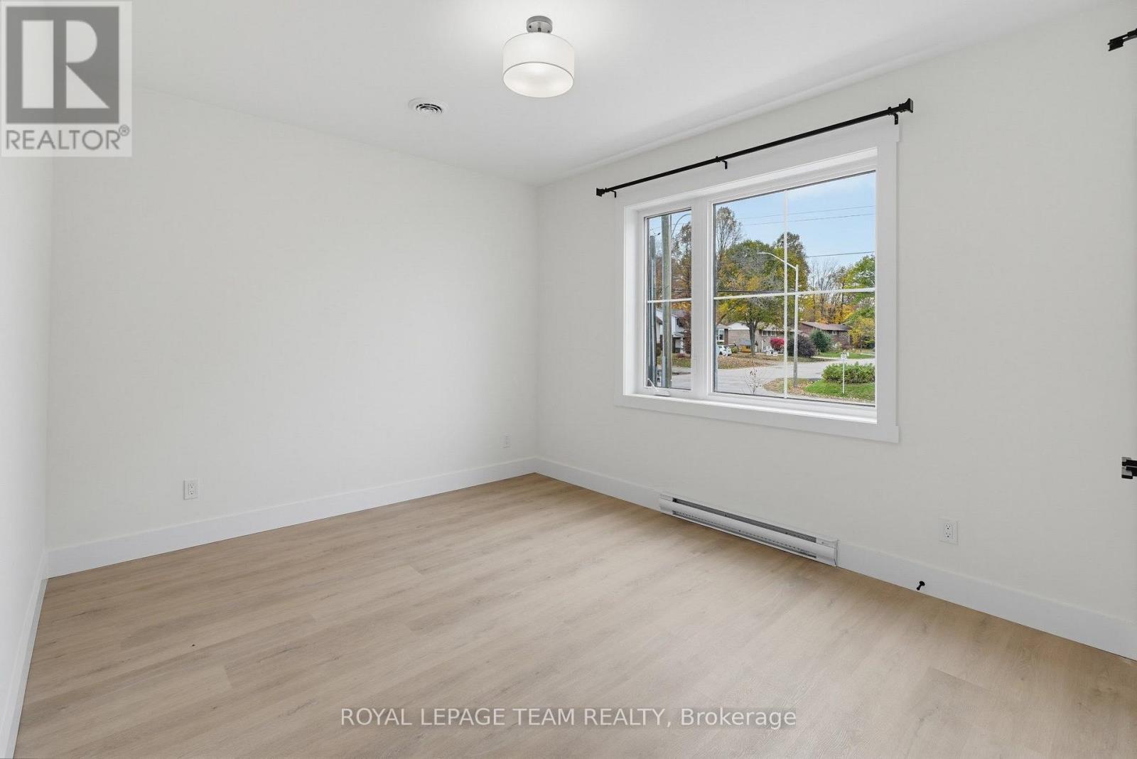 2 Bed, 1 Bath Multi-Family for Rent in Pembroke – UNIT 5 – 730 CECELIA STREET, Pembroke – MLS# X13886410 - Image 15