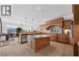 Dining room - 6479 Stuart Crescent S, Peachland, BC V0H1X7 Photo 6