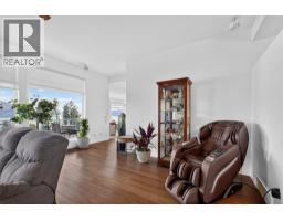 Living room - 6479 Stuart Crescent S, Peachland, BC V0H1X7 Photo 20