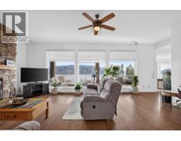 Bedroom - 6479 Stuart Crescent S, Peachland, BC V0H1X7 Photo 19