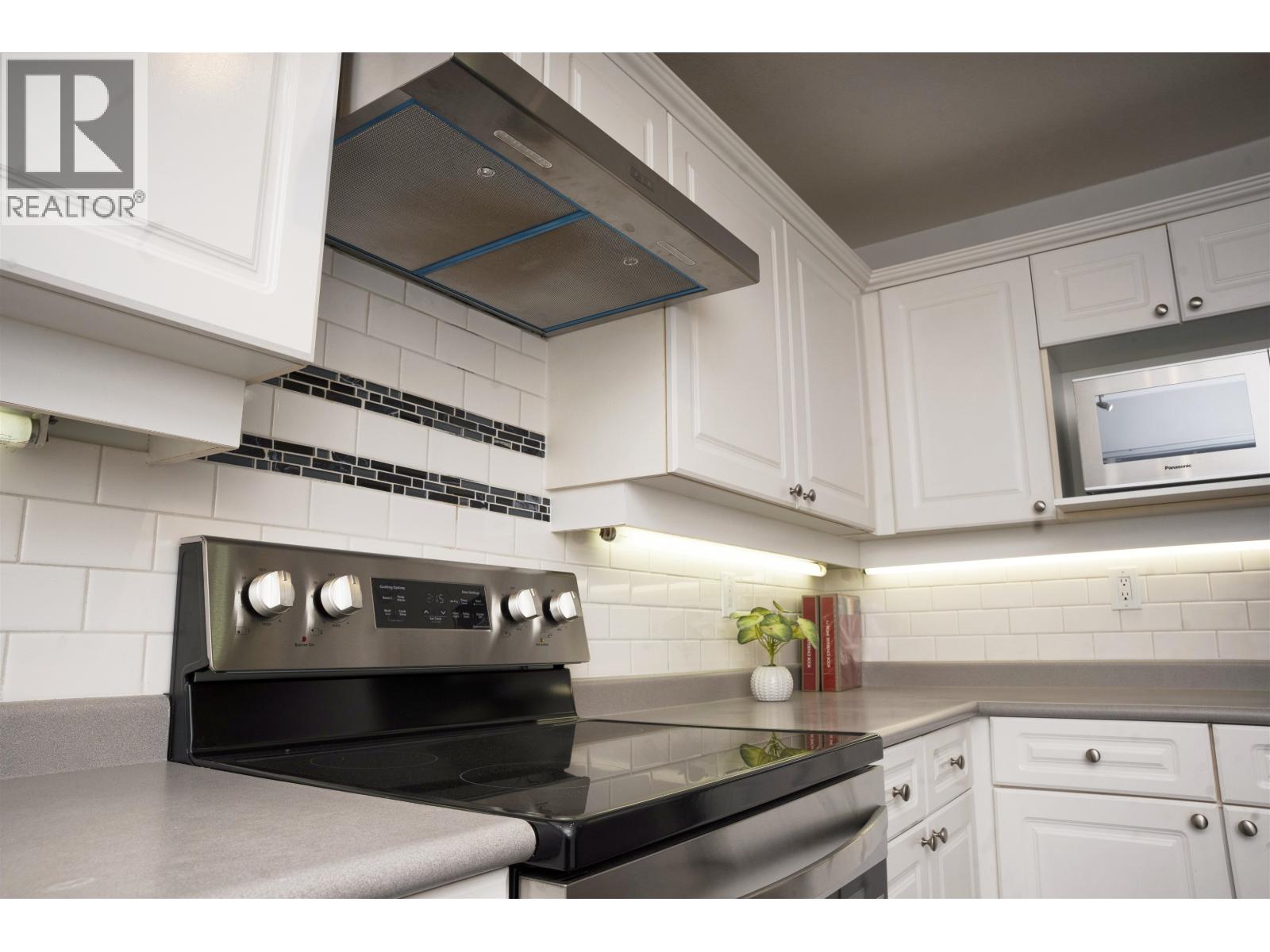 404 2340 Hawthorne Avenue, Port Coquitlam — photo 16