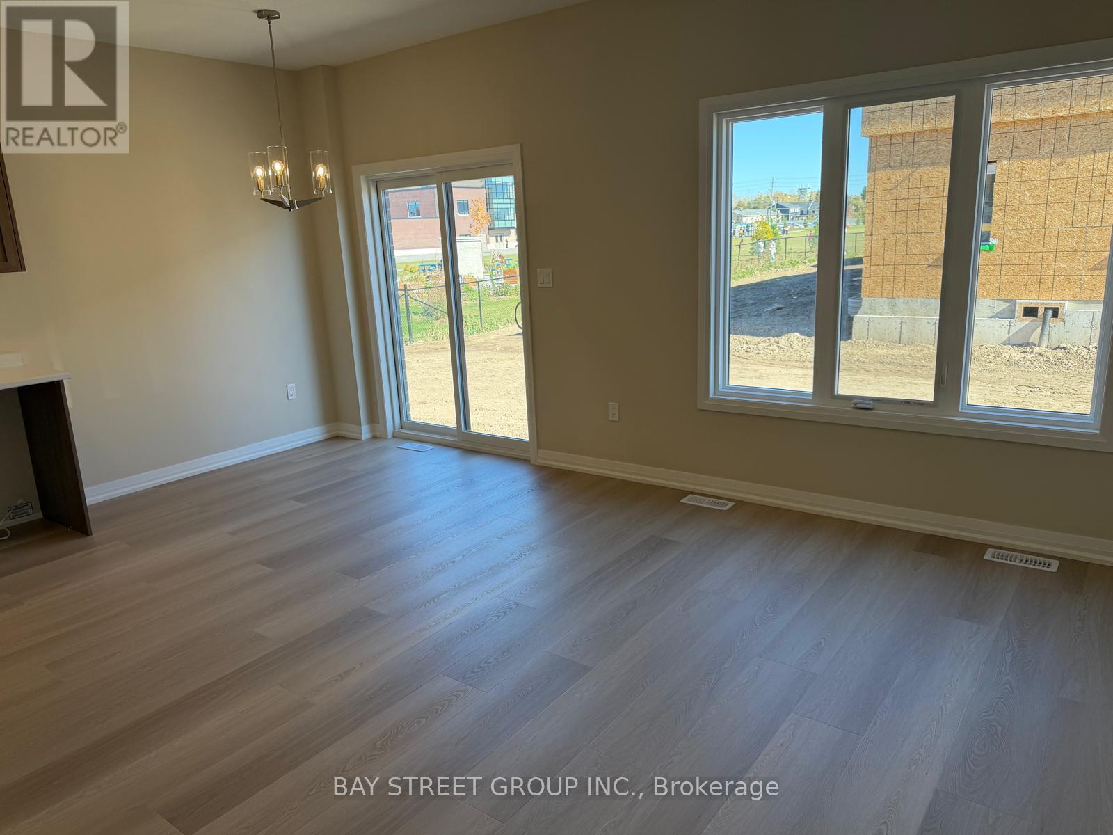 7396 MARVEL DRIVE, Niagara Falls (Brown) — photo 5
