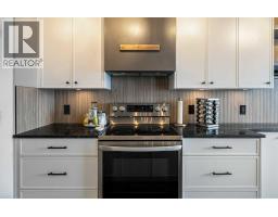 355 Mt Apex Green Se, Calgary, AB T2Z3B8 Photo 15