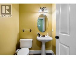355 Mt Apex Green Se, Calgary, AB T2Z3B8 Photo 18