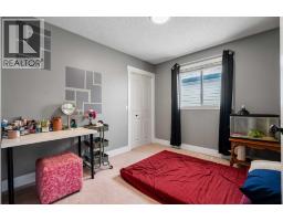 355 Mt Apex Green Se, Calgary, AB T2Z3B8 Photo 30