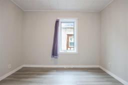 756 Manitoba Avenue, Winnipeg, MB R2W2H5 Photo 14