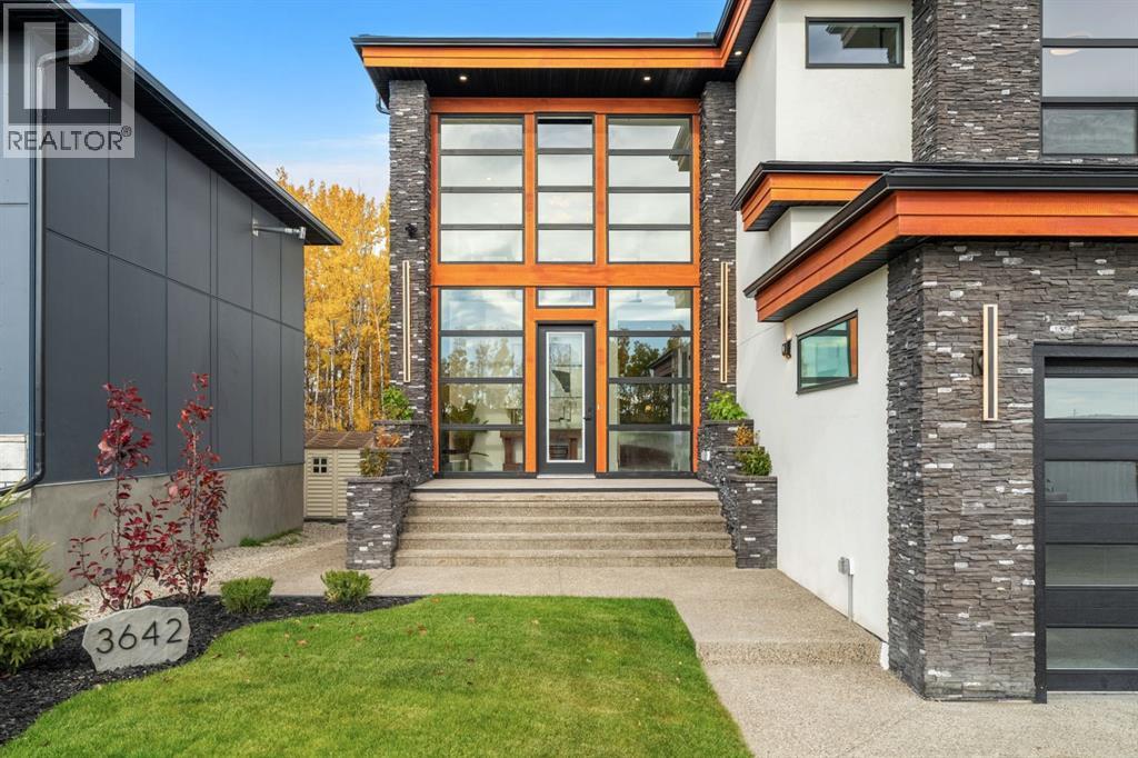 3642 85 Street SW, Calgary — photo 2