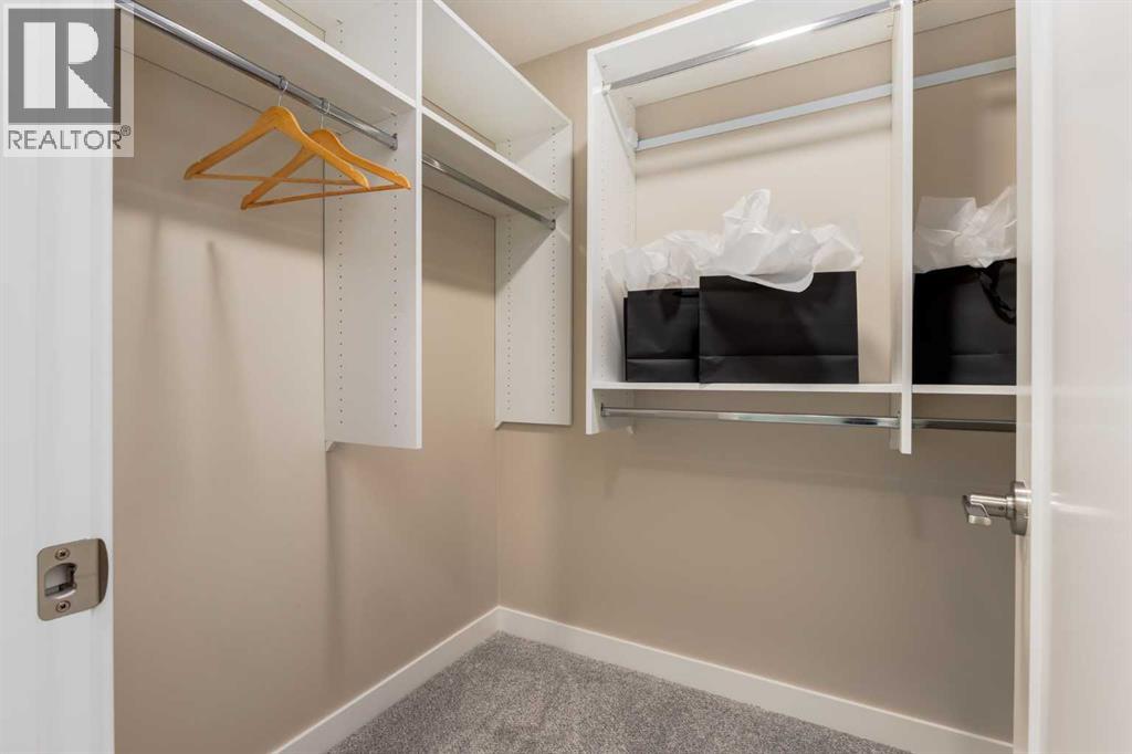 5 Bed, 3 Bath House for Sale in Calgary – 27 Creekside Rise SW, Calgary – MLS# A2338861 - Image 27