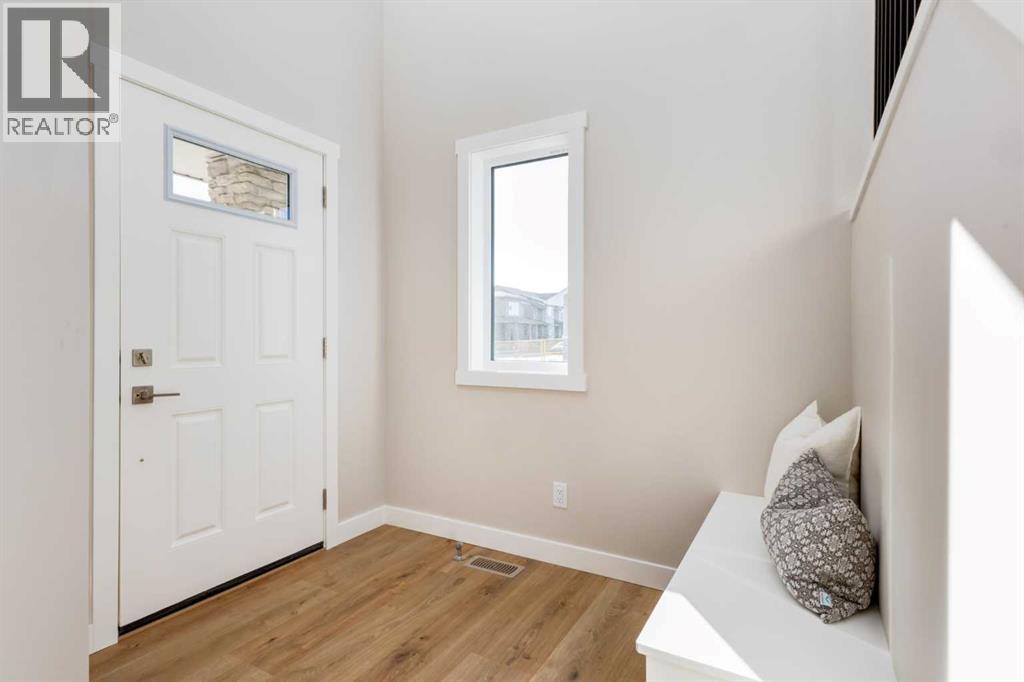 5 Bed, 3 Bath House for Sale in Calgary – 27 Creekside Rise SW, Calgary – MLS# A2338861 - Image 2
