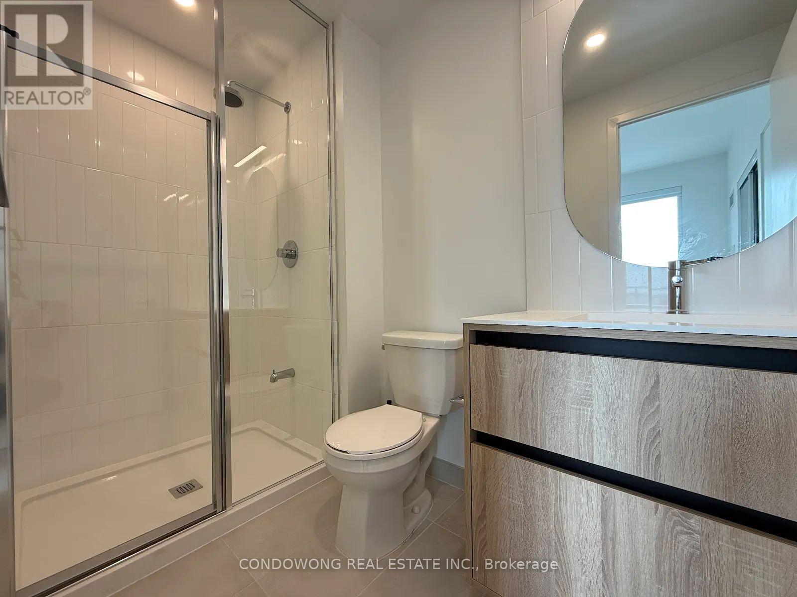 2104 - 7950 BATHURST STREET, Vaughan (Beverley Glen) — photo 4