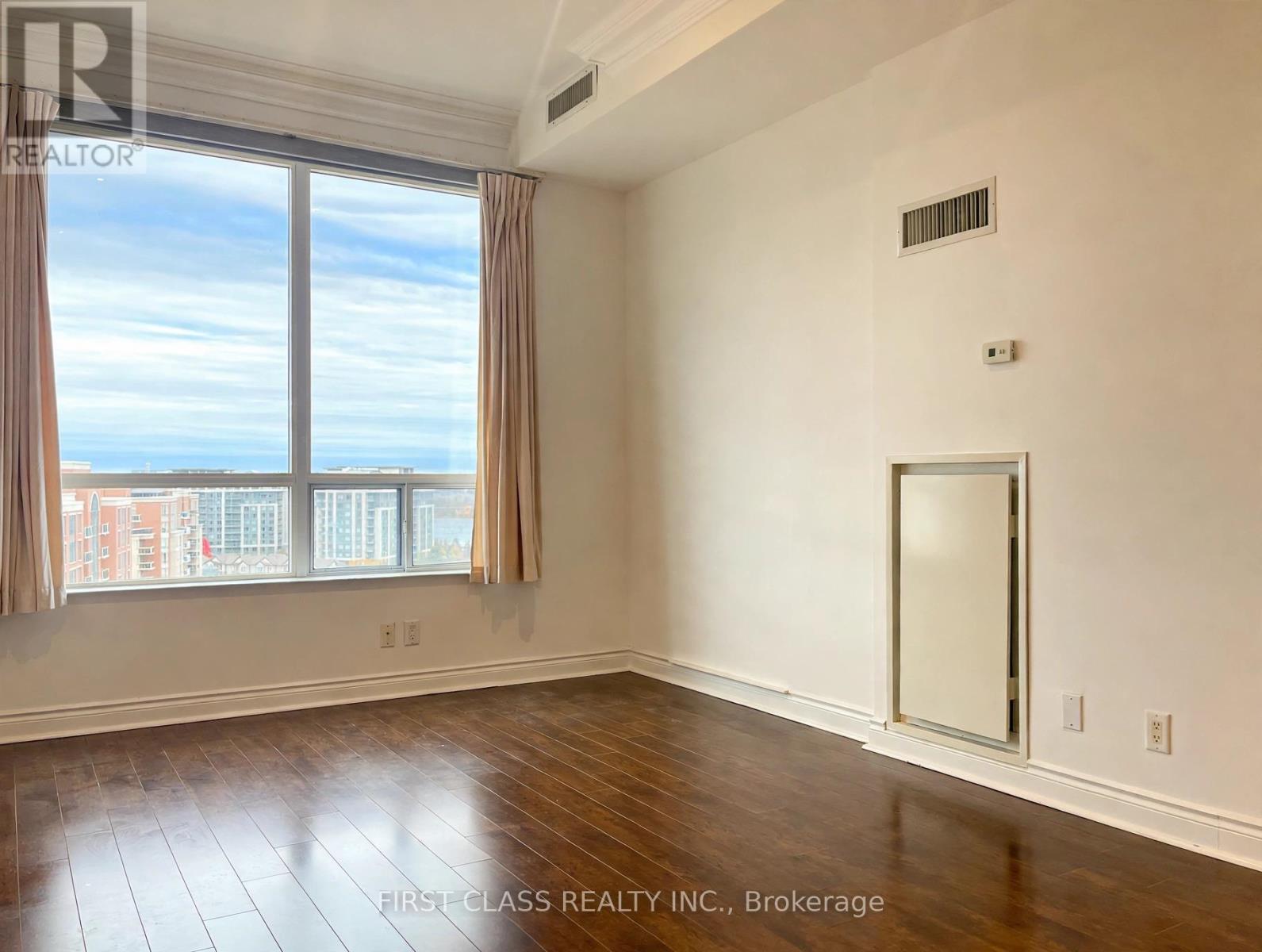 UPH5 - 88 TIMES AVENUE, Markham (Commerce Valley) — photo 10