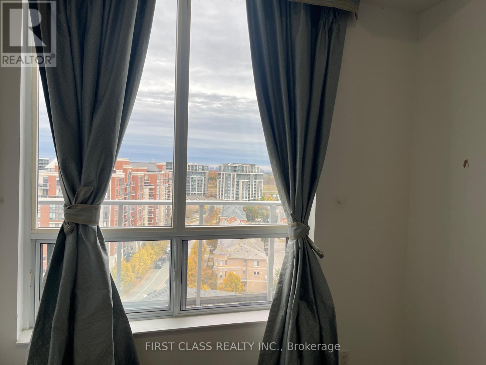 UPH5 - 88 TIMES AVENUE, Markham (Commerce Valley) — photo 7