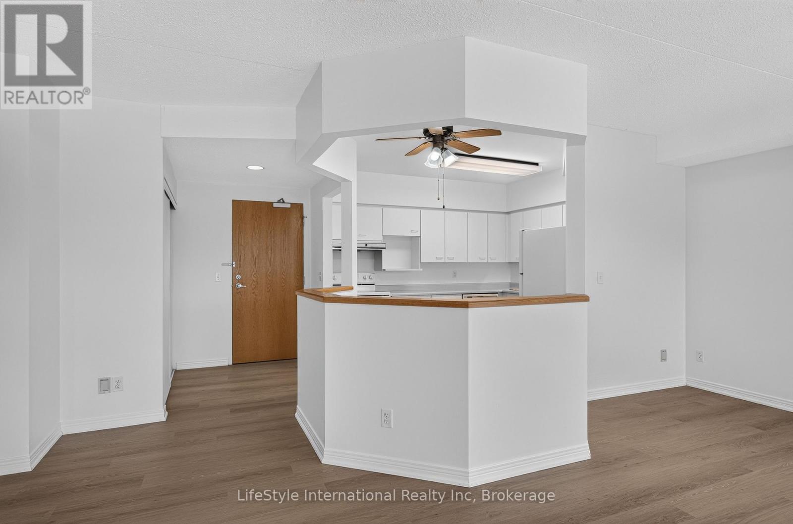 205 - 208 SILVERCREEK PARKWAY N, Guelph (Junction/Onward Willow) — photo 6