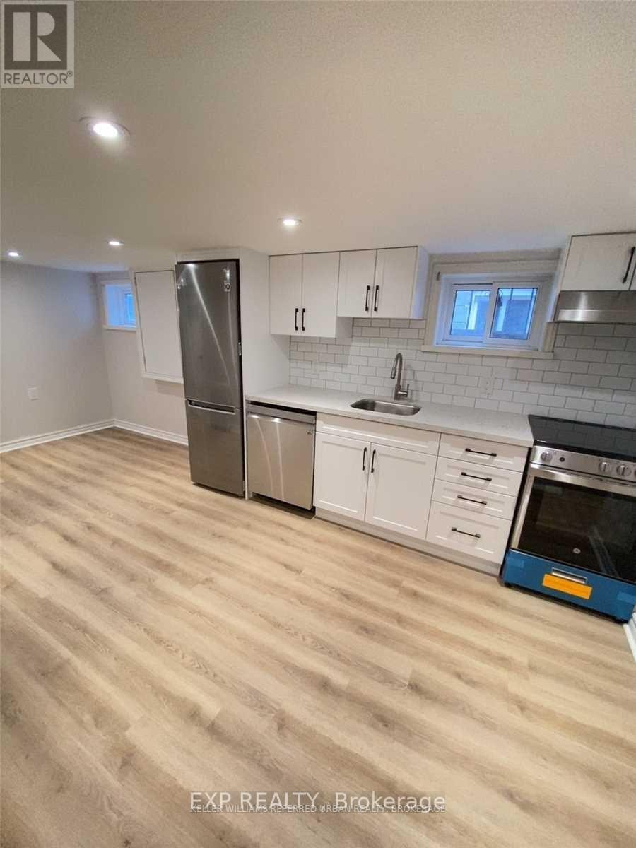 LOWER - 27 SNIDER AVENUE, Toronto (Briar Hill-Belgravia) — photo 3