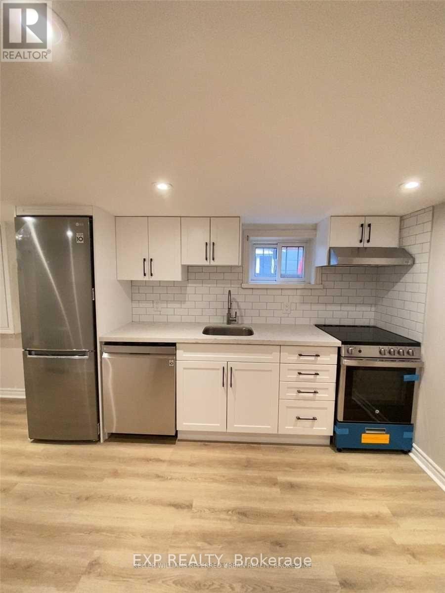 LOWER - 27 SNIDER AVENUE, Toronto (Briar Hill-Belgravia) — photo 4
