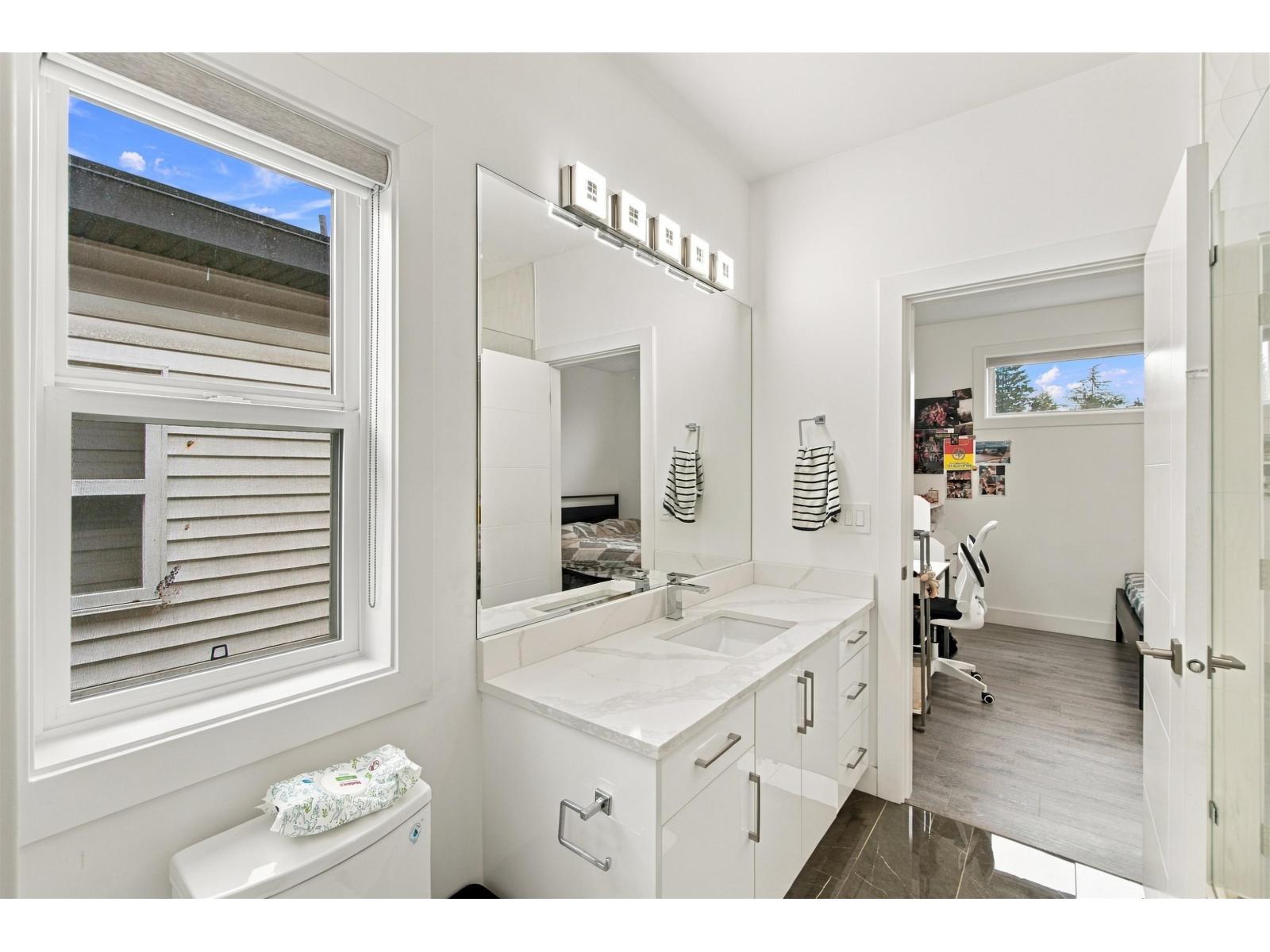 5929 140B Street, Surrey — photo 32