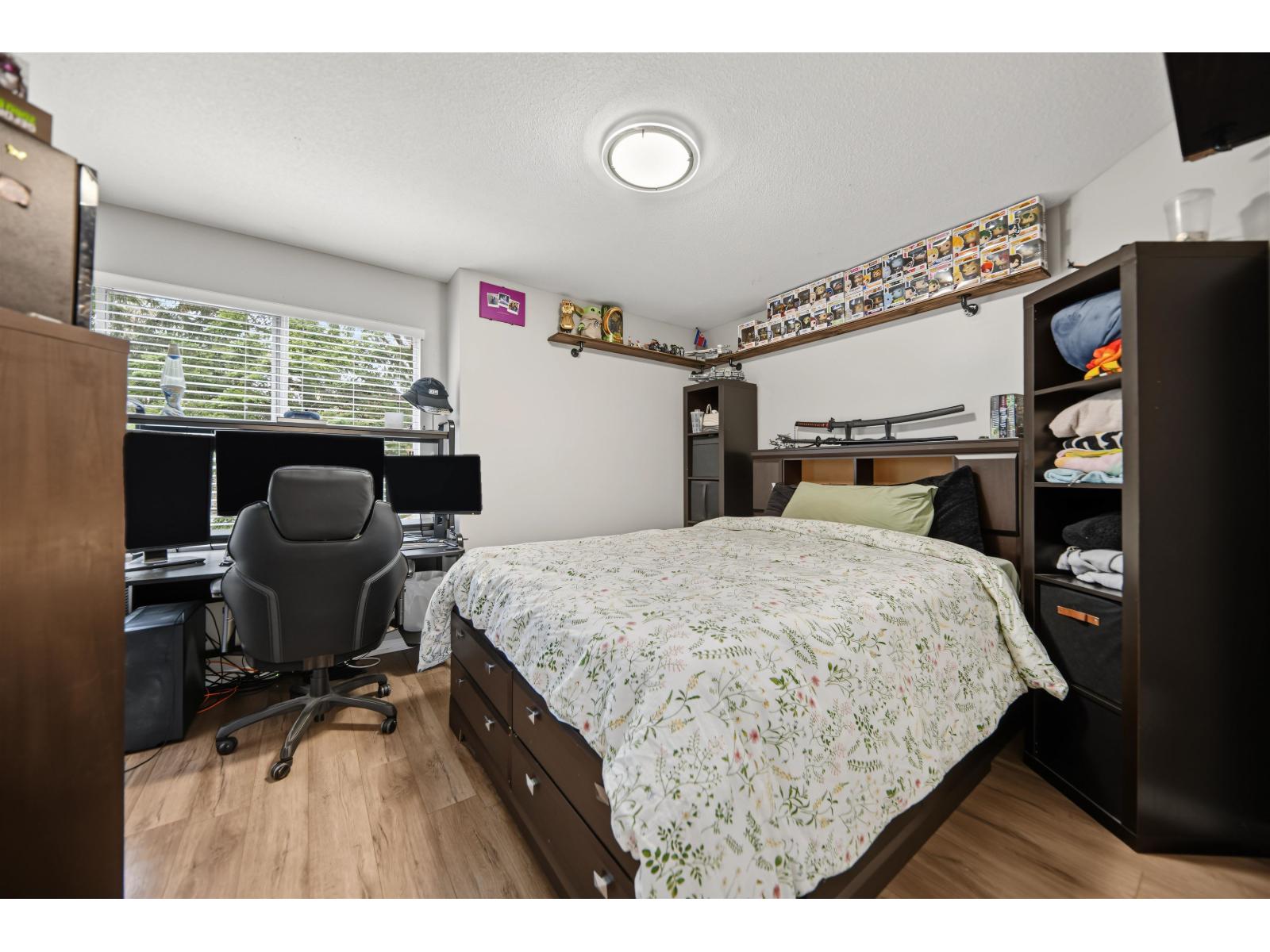 512 13900 Hyland Road, Surrey — photo 23