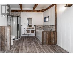 105 Fitzgerald Drive, Huntsville, ON P0B1M0 Photo 18
