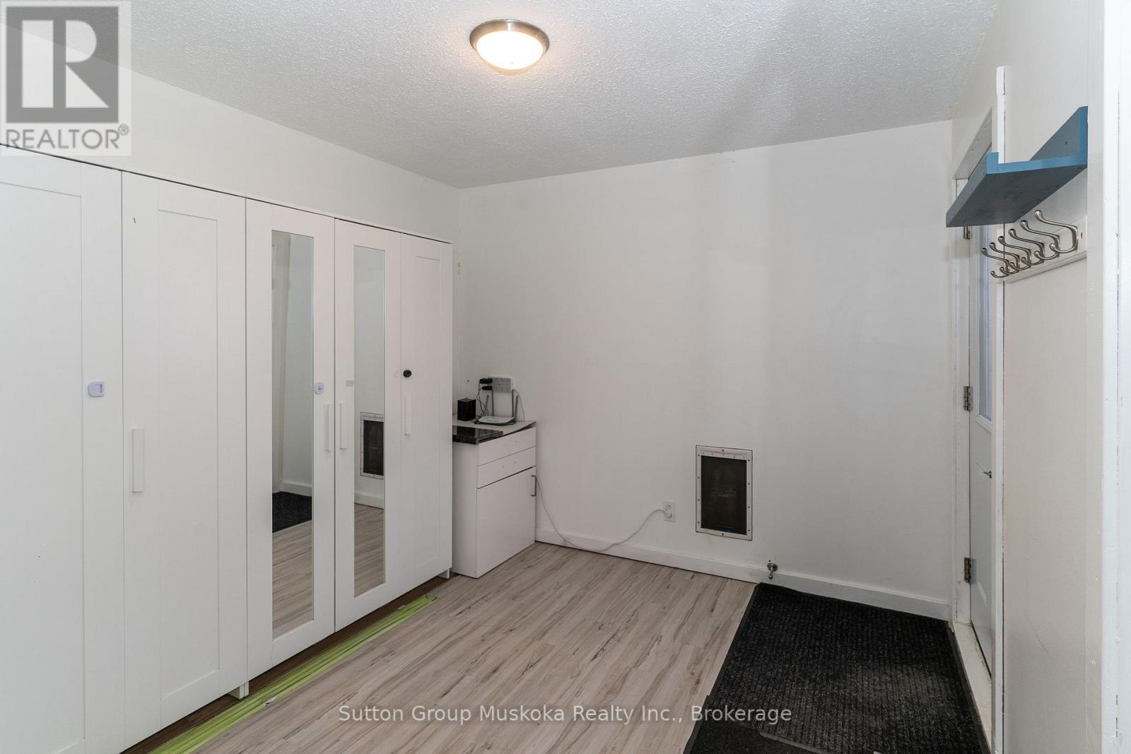 105 FITZGERALD DRIVE - 35