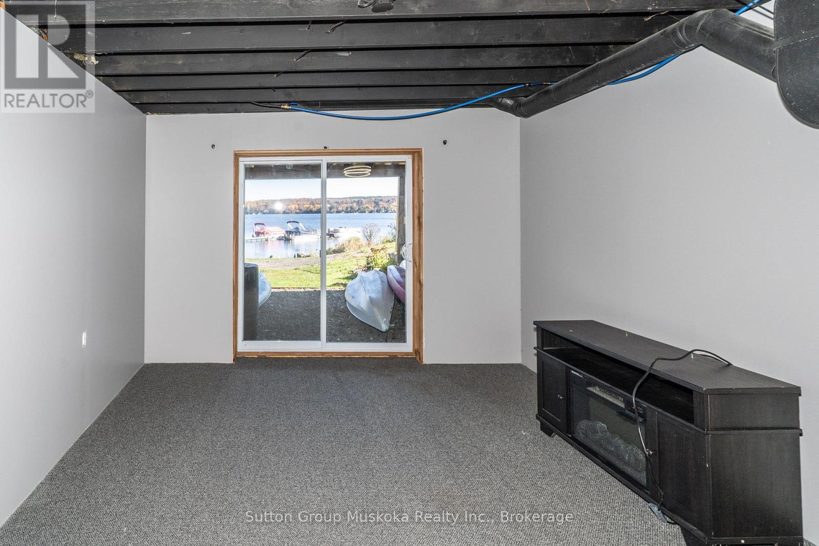 105 FITZGERALD DRIVE - 45