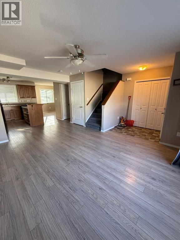 5, 71 Rodeo Way, Whitecourt — photo 2