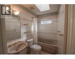 7546 12th Avenue, Burnaby, BC V3N2K1 Photo 9