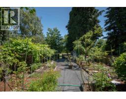 7546 12th Avenue, Burnaby, BC V3N2K1 Photo 21