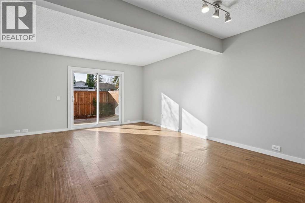 34, 330 Canterbury Drive SW, Calgary — photo 9