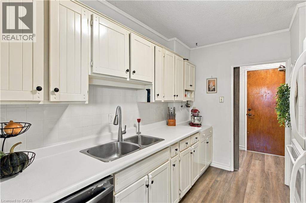 45 WESTMOUNT Road N Unit# 202, Waterloo — photo 12